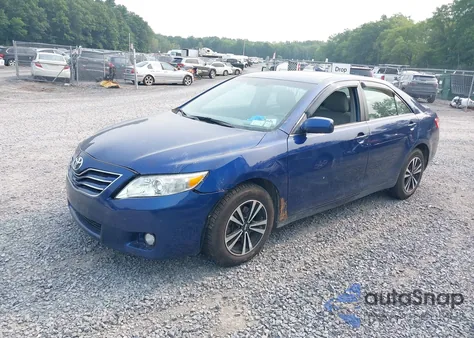 2008 Toyota Camry Se z USA, uszkodzony, nr VIN 4T1BK46K08U575847